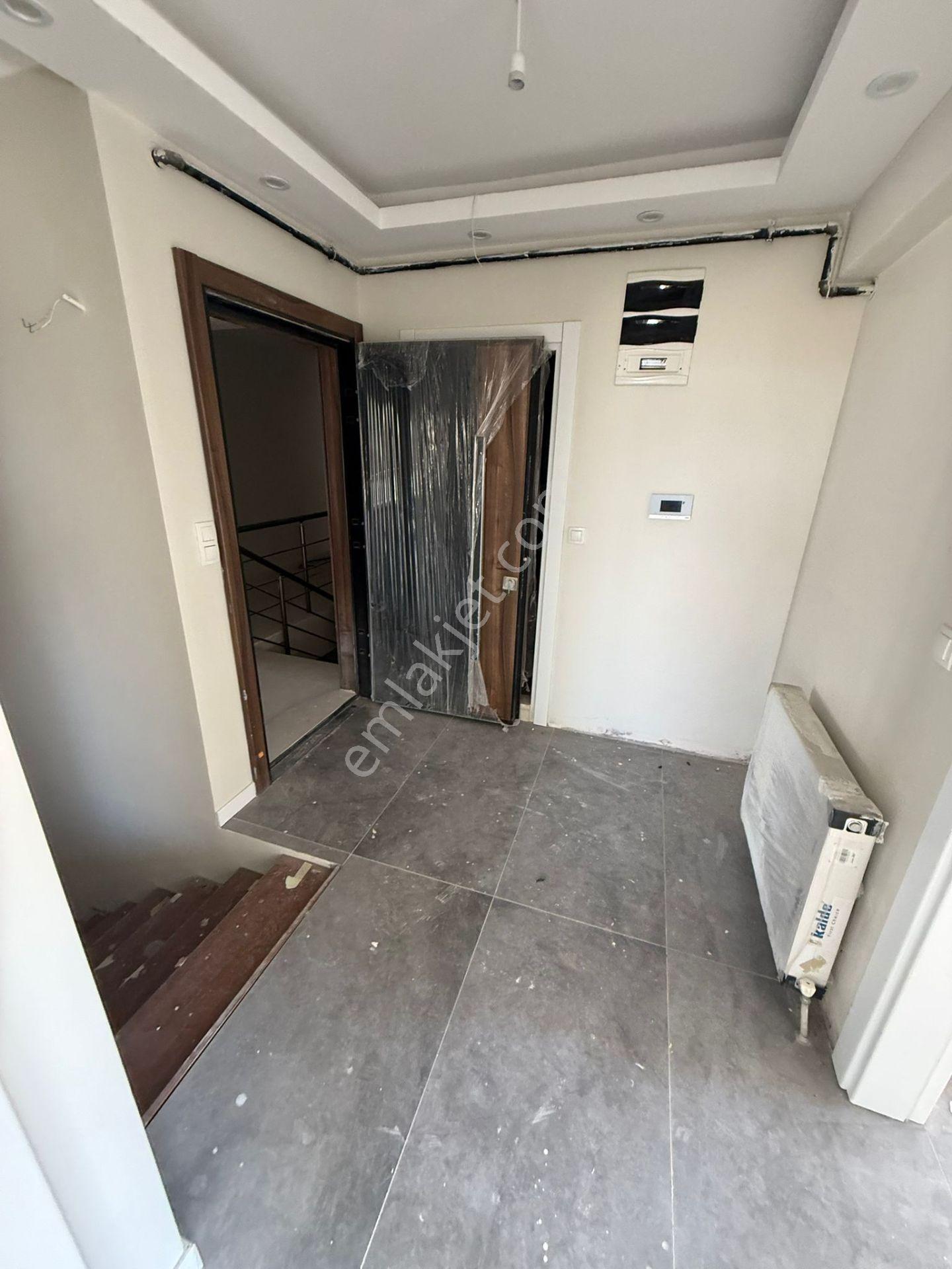 🌅🏡 Başiskele Altınkent’te Deniz Manzaralı Lüks Çatı Dubleks! 🏡🌅 - Görsel 35