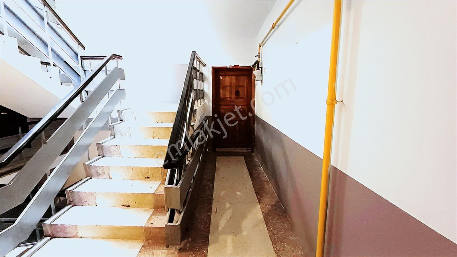 Century21'den Yeni Mahallede Anayola Cephe 3+1 Site İçi Kiralık - Görsel 16
