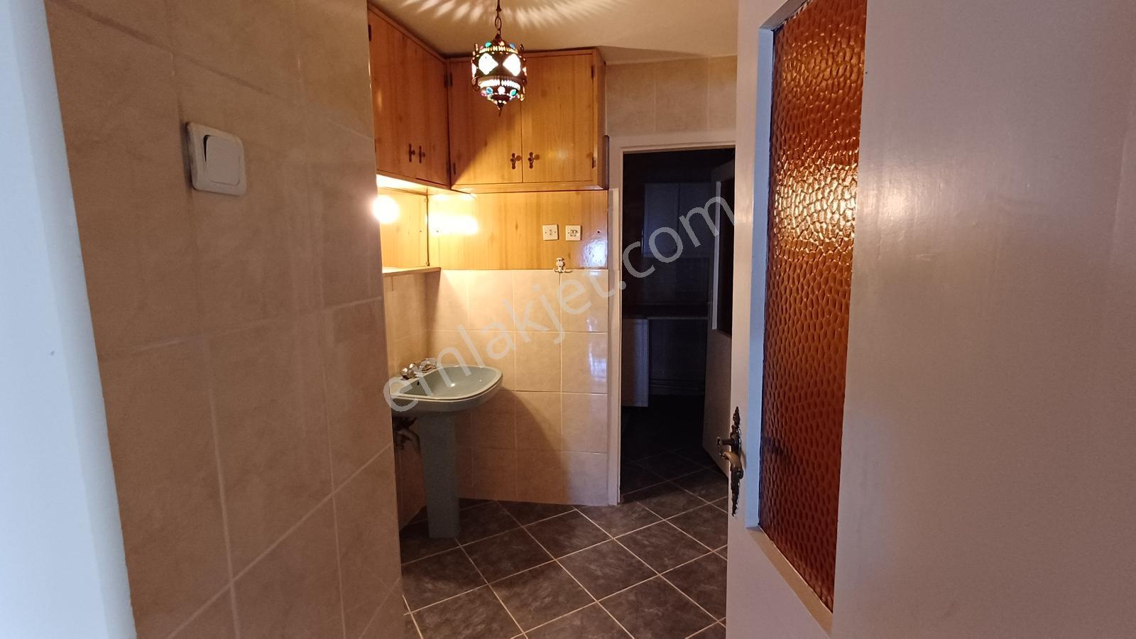 Century21'den Yeni Mahallede Anayola Cephe 3+1 Site İçi Kiralık - Görsel 13
