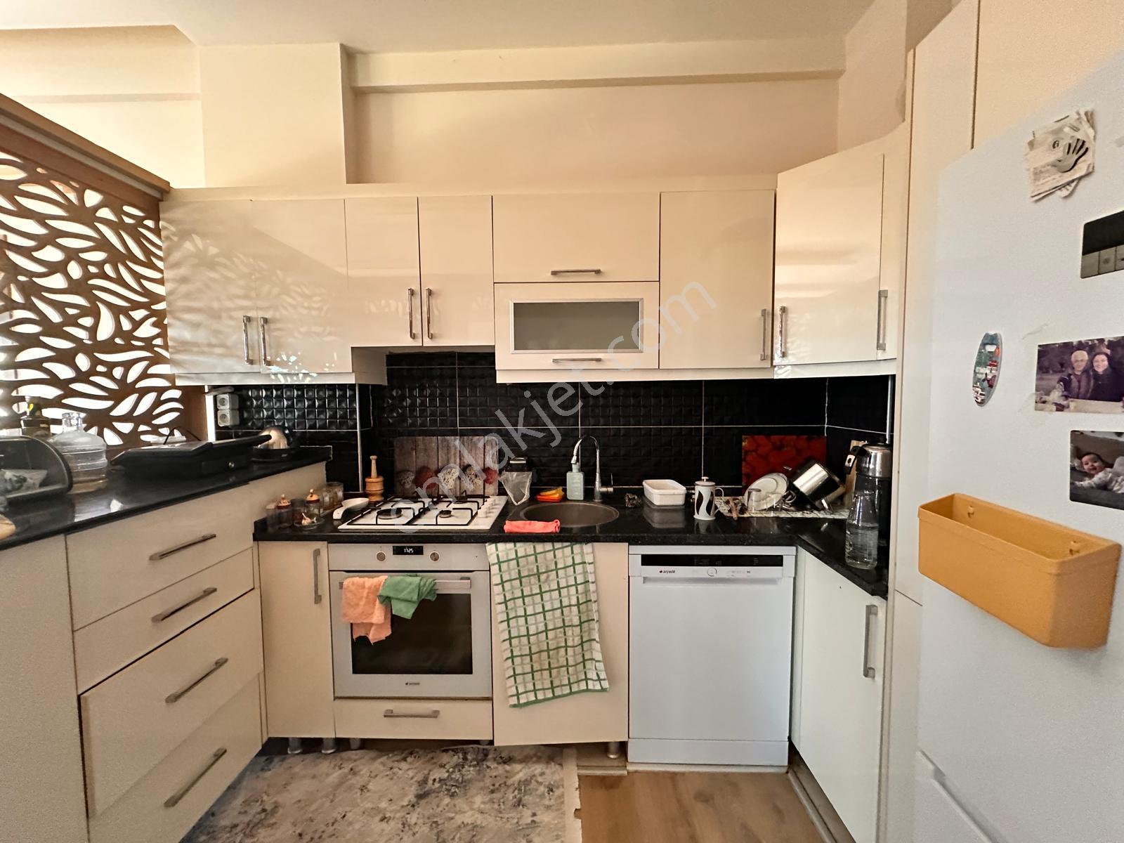 Kuşadası Yeniköy'de Huzur Arıyanlara 3600m² Arsada Müstakil Ev (villa Takaslı) - Görsel 8