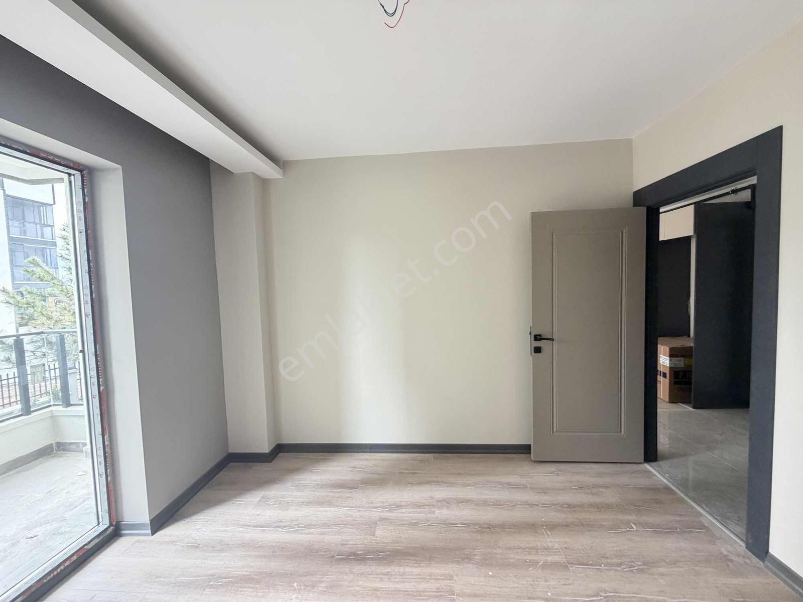 İncek'te Site İçi Ara Kat Kapalı Otoparklı Kiralık 1+1 - Görsel 28