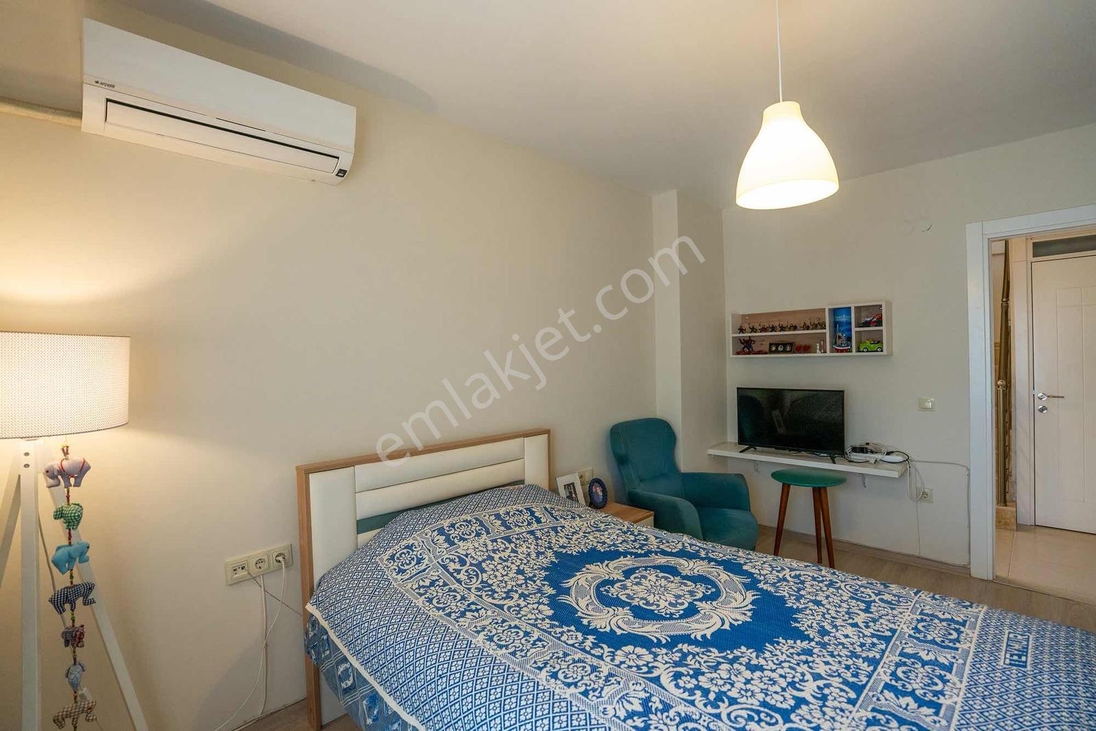 Kuşadası Özada Sitesinde Deniz Manzaralı 4+1 Çatı Dubleks - Görsel 20