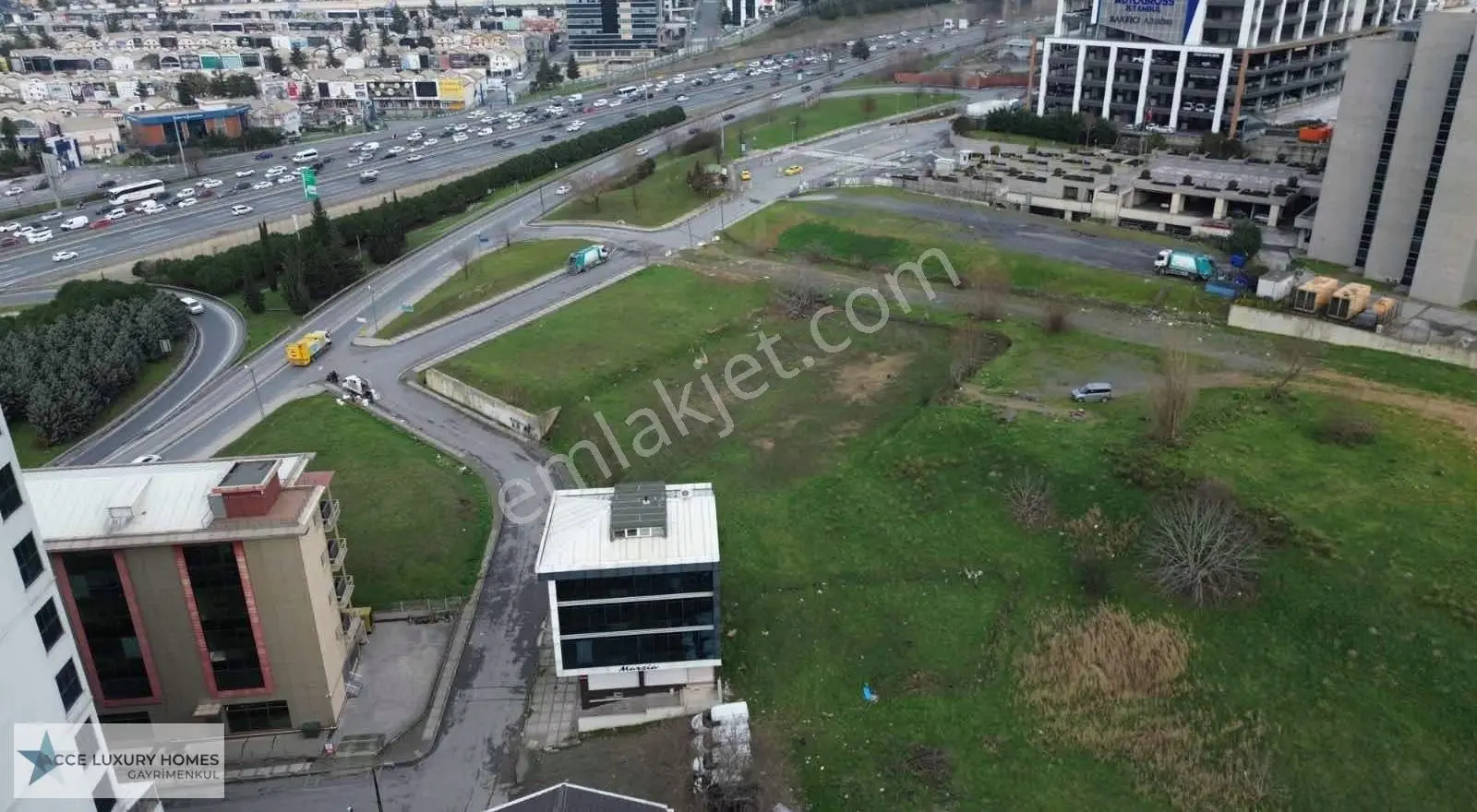 İstoç Karşısında Harika Konumda Satılık Arsa - Görsel 3
