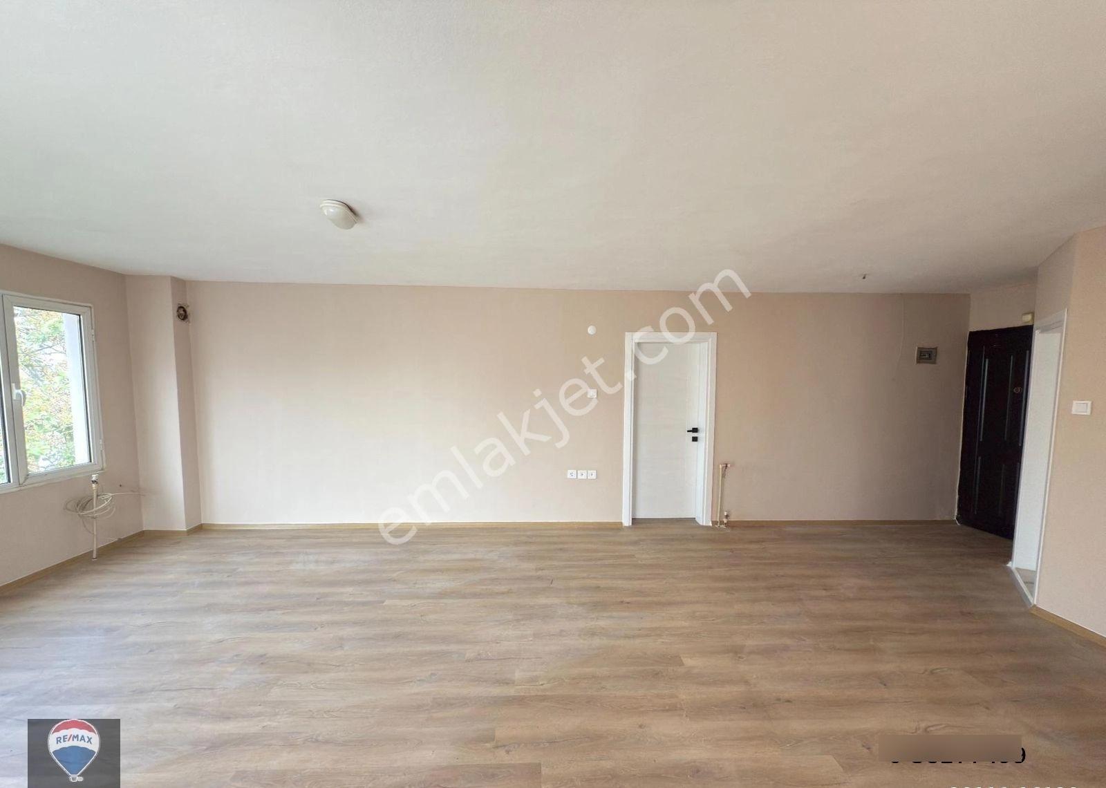 Ege Mah. Batı Ege Yalıkent Sitesi'nde Satılık 3+1 Daire - Görsel 3