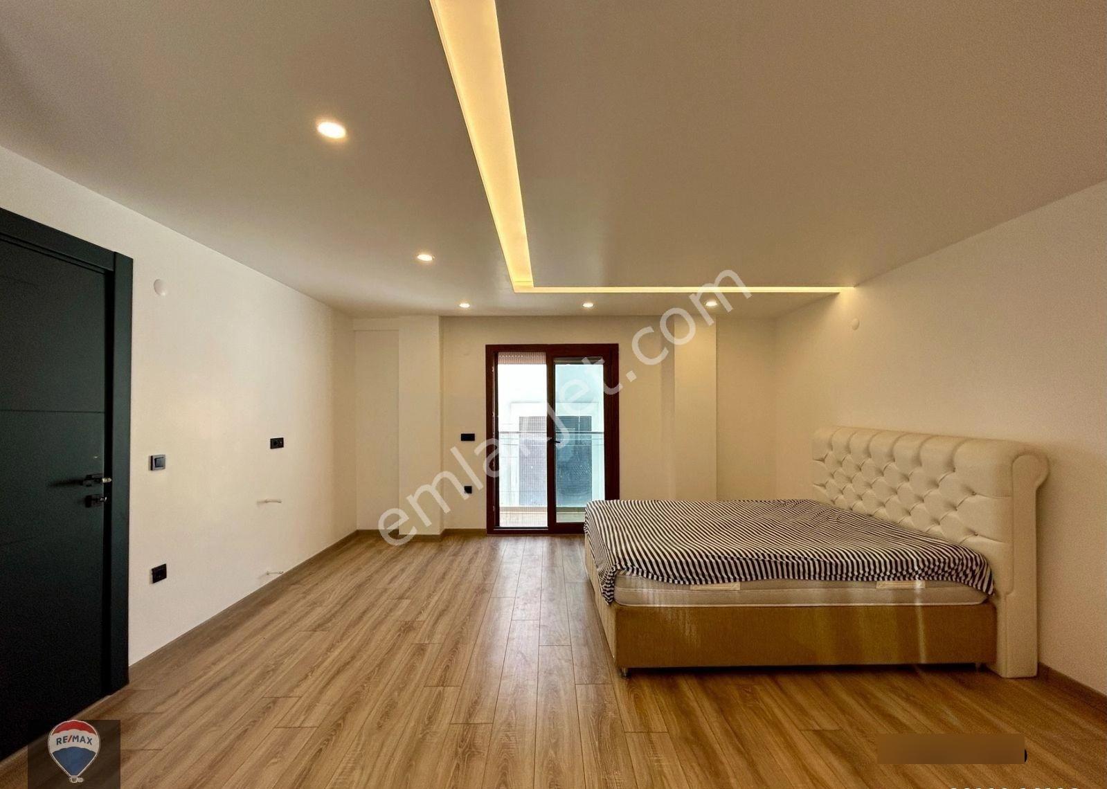 Tüm Katlardan Kuşadası Manzarasına Sahip Beylerbeyi Premium - Görsel 24