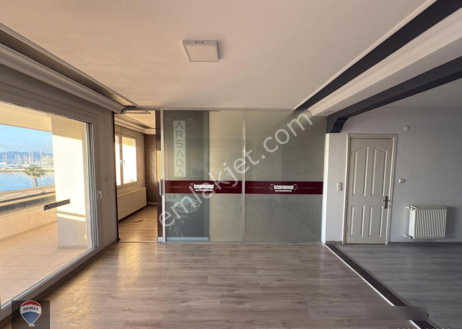 Kuşadası Merkezde Sahıl Bandında Denız Manzaralı Kıralık Daıre (ofis Olarak Verilecektir.) - Görsel 18