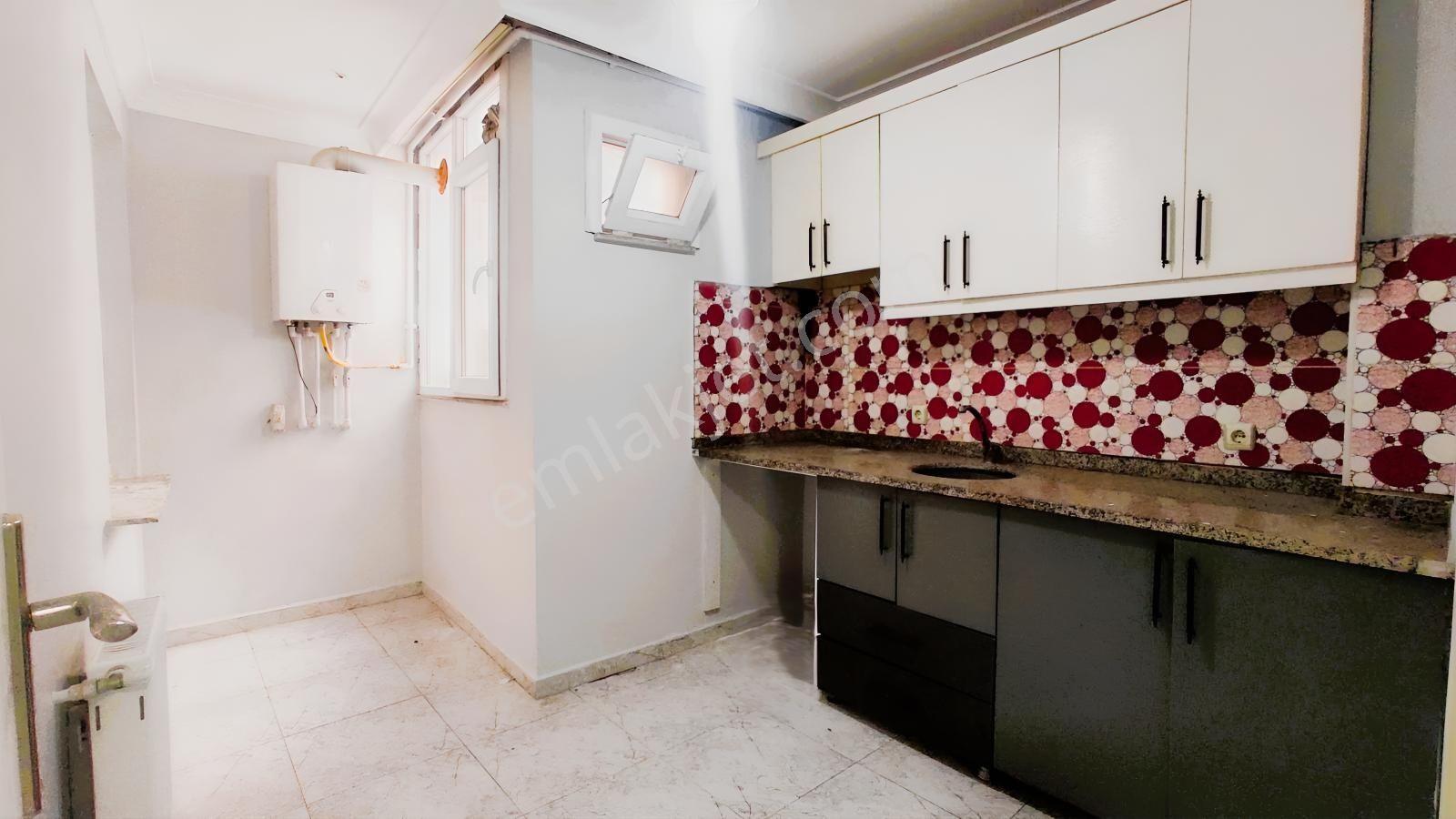Esenyurt İskanlı Bahçe Kullanımlı 2+1 Satılık Daire - Görsel 30