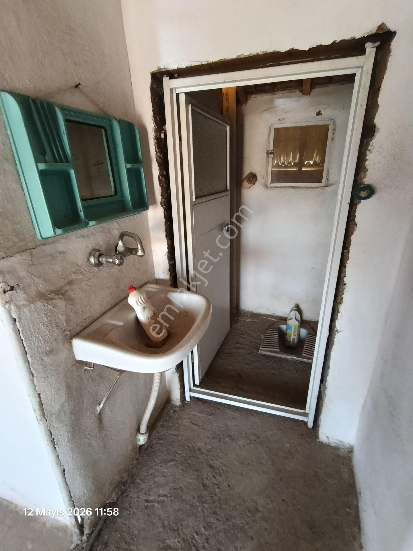 914 Ve 504 Karacasu Yaylalı Mahallesinde Satılı 3 Katlı Bina - Görsel 9