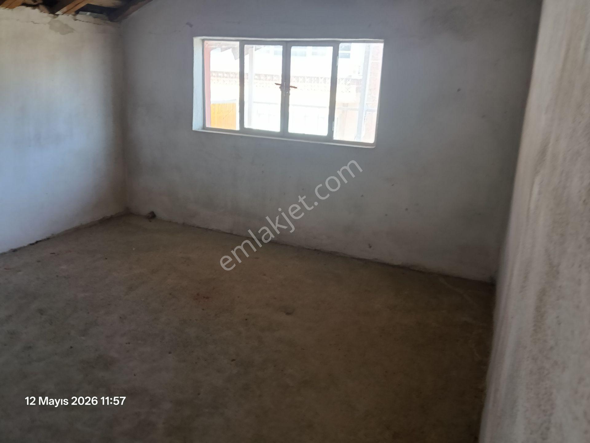 914 Ve 504 Karacasu Yaylalı Mahallesinde Satılı 3 Katlı Bina - Görsel 8