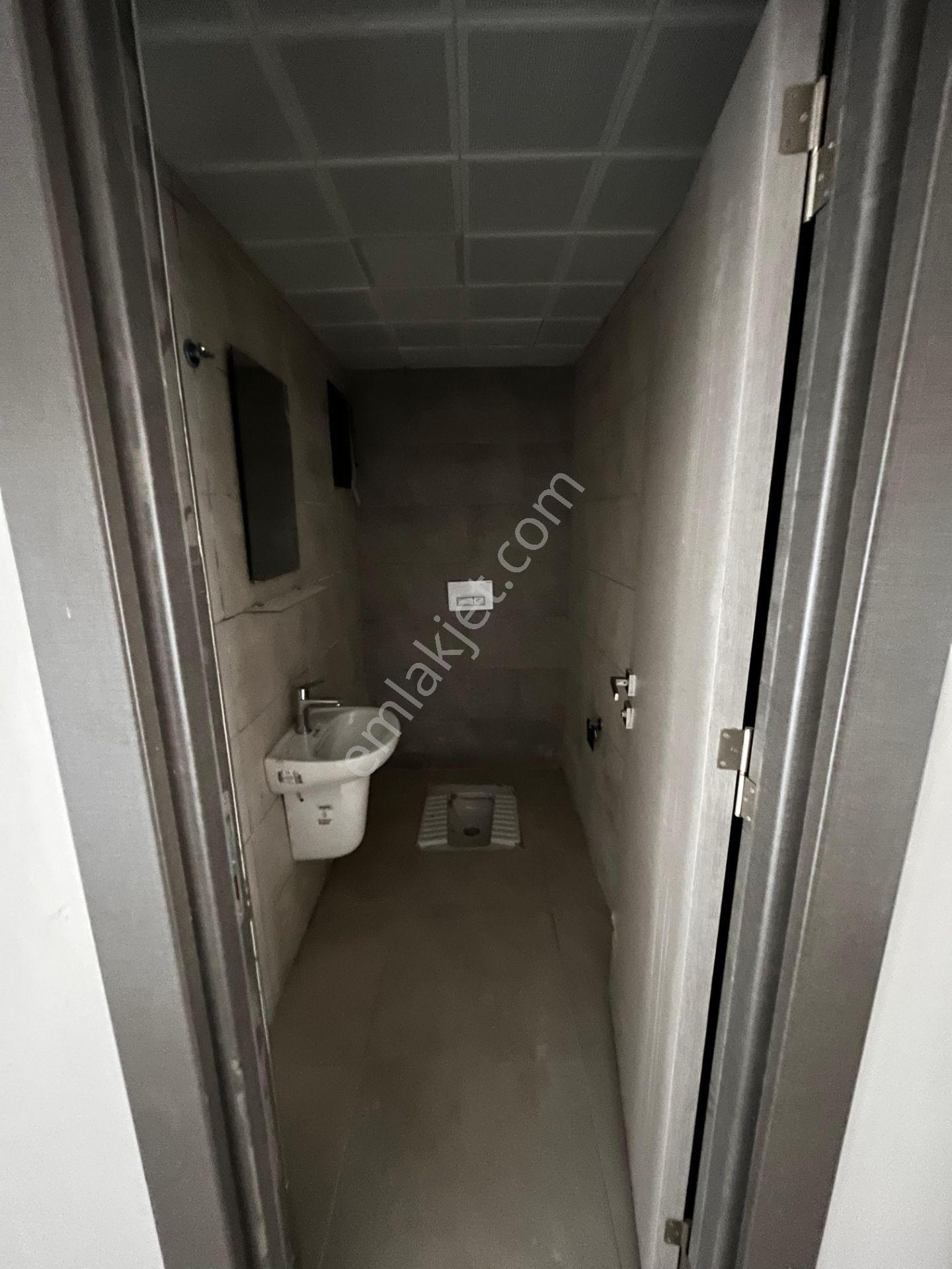 Adana Sarıçam Göztepe Tokilerde 3+1 Kiralık Kullanılmamış Sıfır Fırsat Daire - Görsel 9