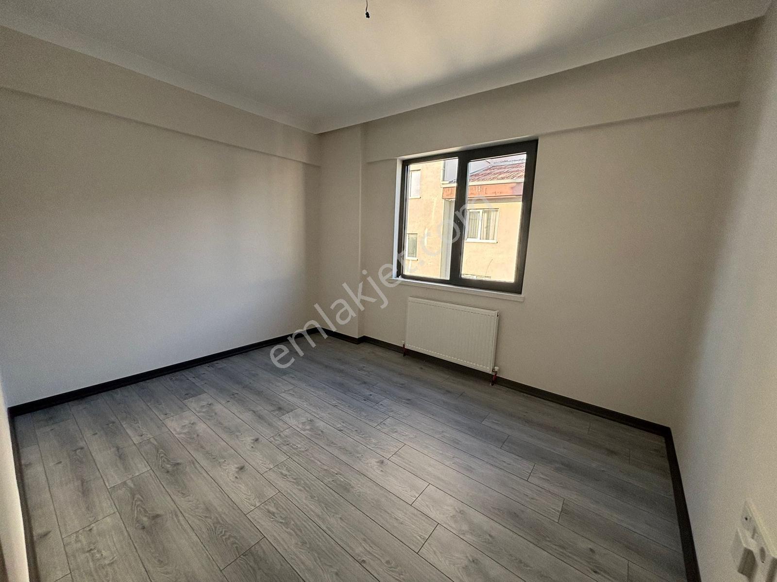 Yılmazer'den Satılık 3+1 İskanlı Masrafsız Daire Manzaralı - Görsel 16