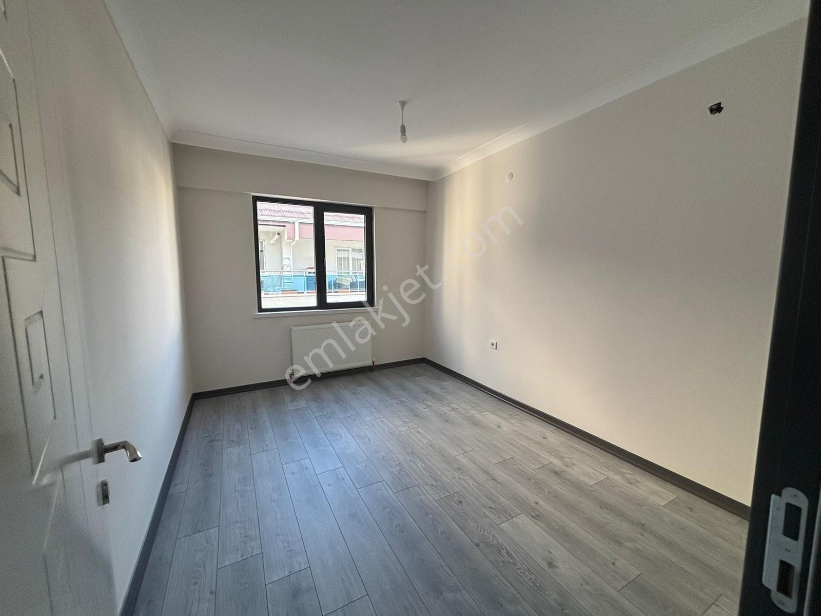 Yılmazer'den Satılık 3+1 İskanlı Masrafsız Daire Manzaralı - Görsel 7