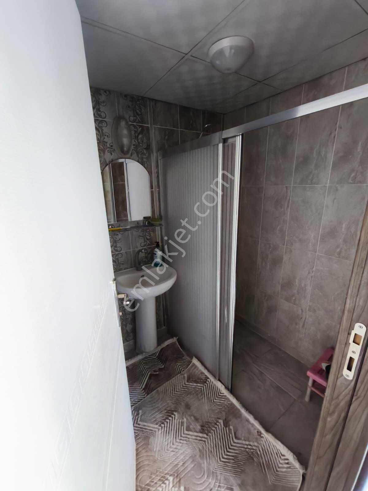 Gül Emlak- Çınar Evler Sitesinde Full Bakımlı Göbek Kat Daire - Görsel 14