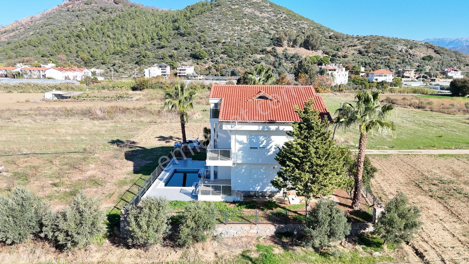 Gazipaşa / Pazarcı 5+1 Tripleks Villa Satılık Müstakil - Görsel 18