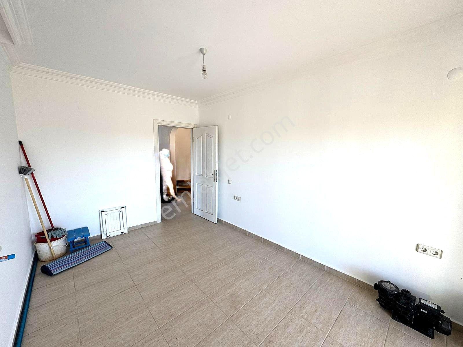 Gazipaşa / Pazarcı 5+1 Tripleks Villa Satılık Müstakil - Görsel 8