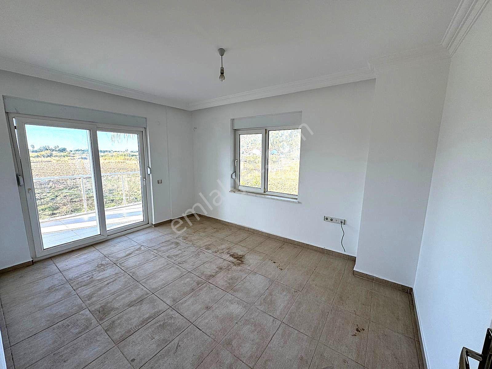 Gazipaşa / Pazarcı 5+1 Tripleks Villa Satılık Müstakil - Görsel 7