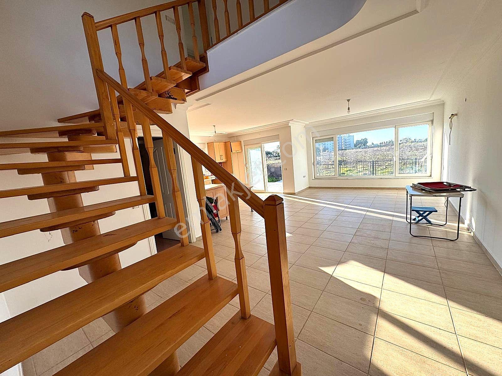 Gazipaşa / Pazarcı 5+1 Tripleks Villa Satılık Müstakil - Görsel 6