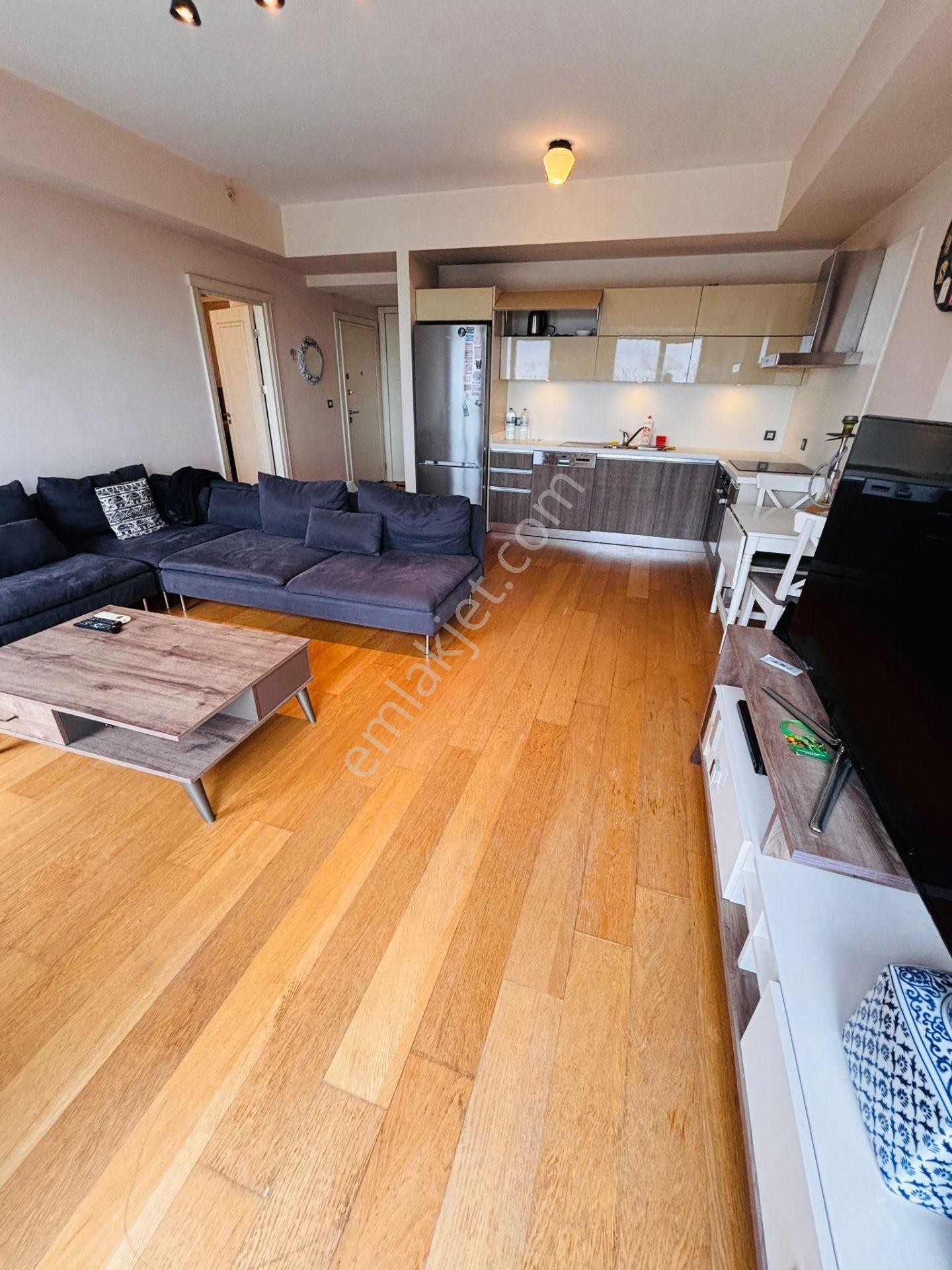 Kiptaş Venezia Mega Kiralık Full Lüks Eşyalı Kare Salon 1+1 Daire - Görsel 8