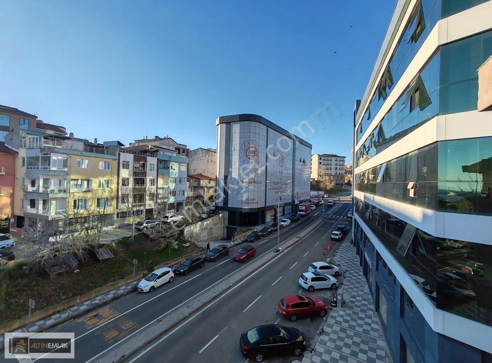Süleymanpaşa Da Sahile Yakın Prestijli Noktada Kiralık 3+1 Daire - Görsel 12