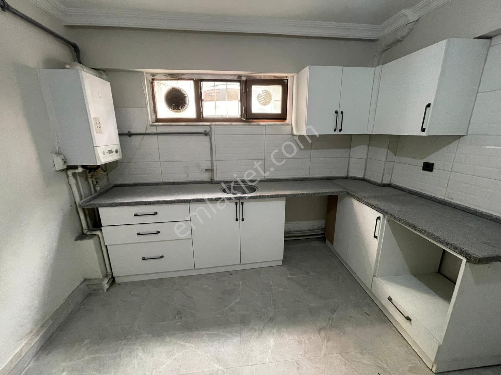 Altıntaş’ta Doğalgazlı Masrafsız 2+1 Yarı Bodrum Daire - Görsel 11