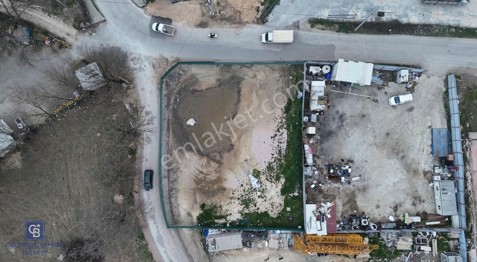 Çalı Sanayi Dibinde Asfalta Cephe Kiralık Arazi - Görsel 6