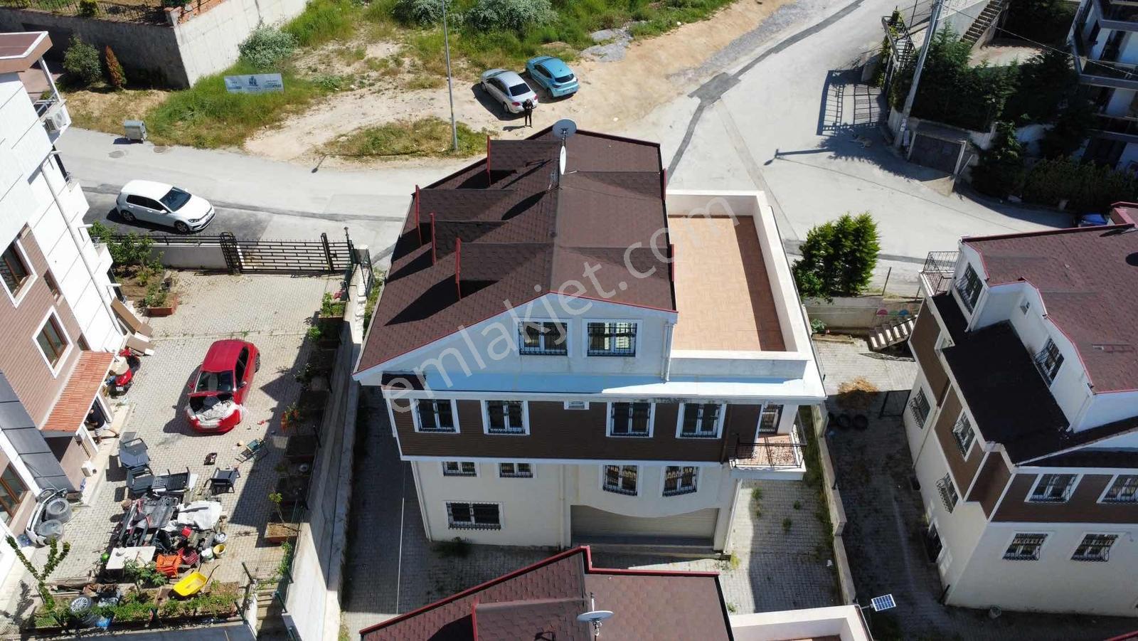 Çalı Gümüşlük 5+1 Müstakil Bahçeli Garajlı 305m2 Kiralık Villa - Görsel 21