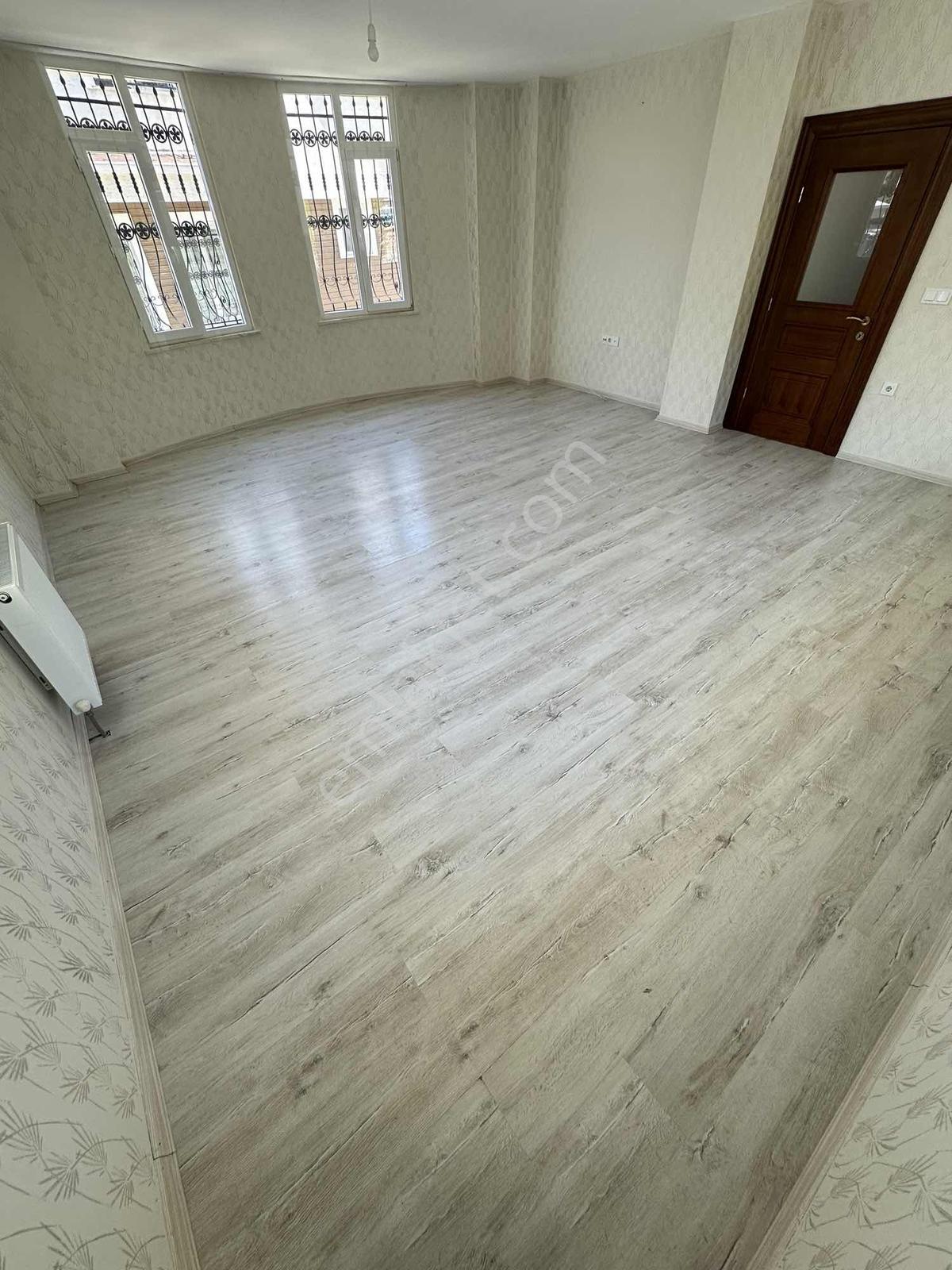 Çalı Gümüşlük 5+1 Müstakil Bahçeli Garajlı 305m2 Kiralık Villa - Görsel 3