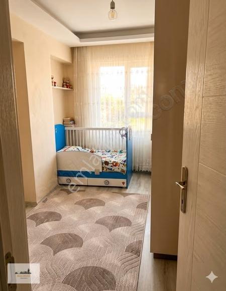 Şafak Mahallesinde 3+1 Yeni Binada Ara Kat Daire - Görsel 15