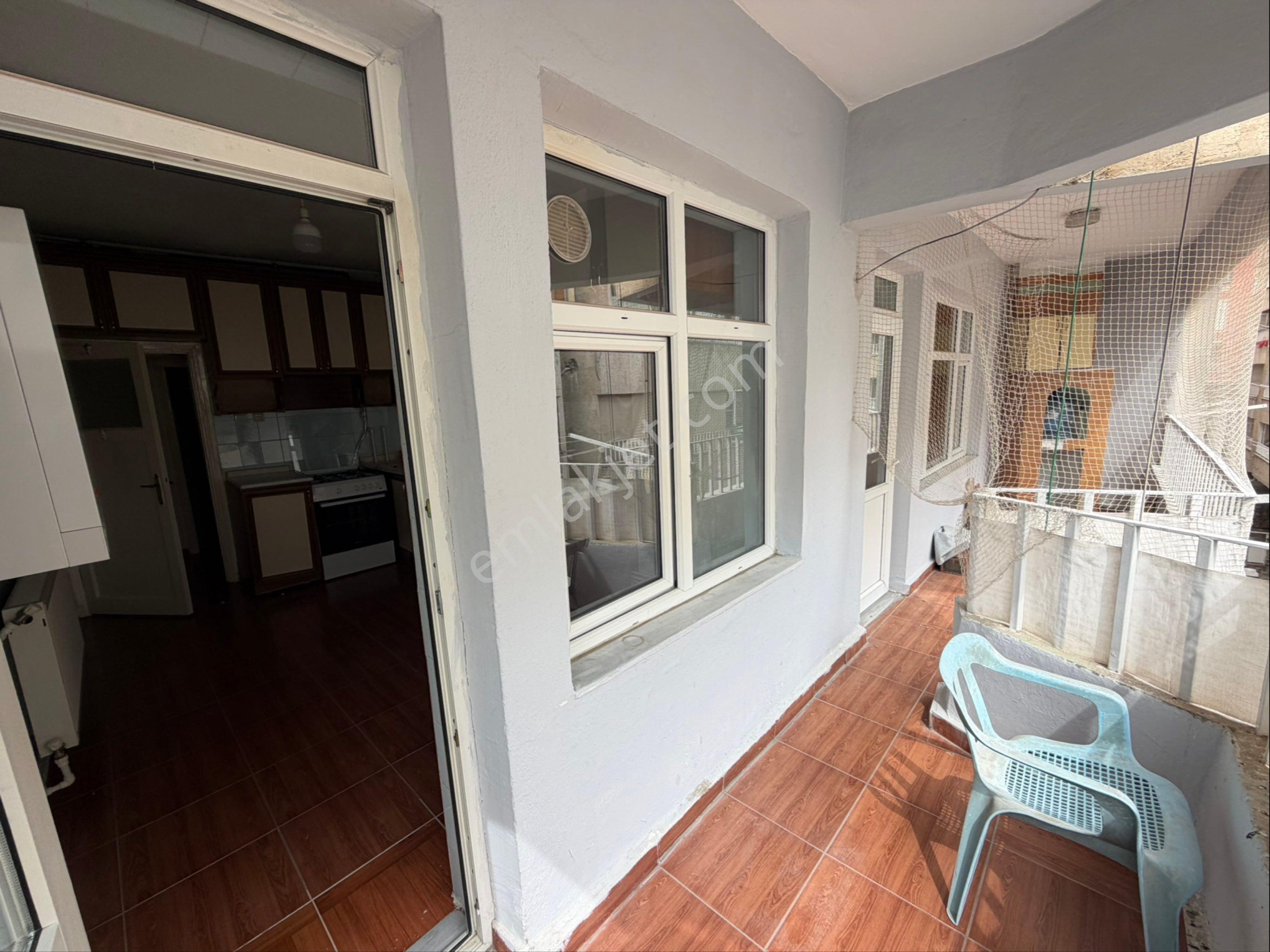 Şehir Merkezinde Park Hastanesi Civarında Kiralık 3+1 Son Kat Temiz Bakımlı Daire - Görsel 19
