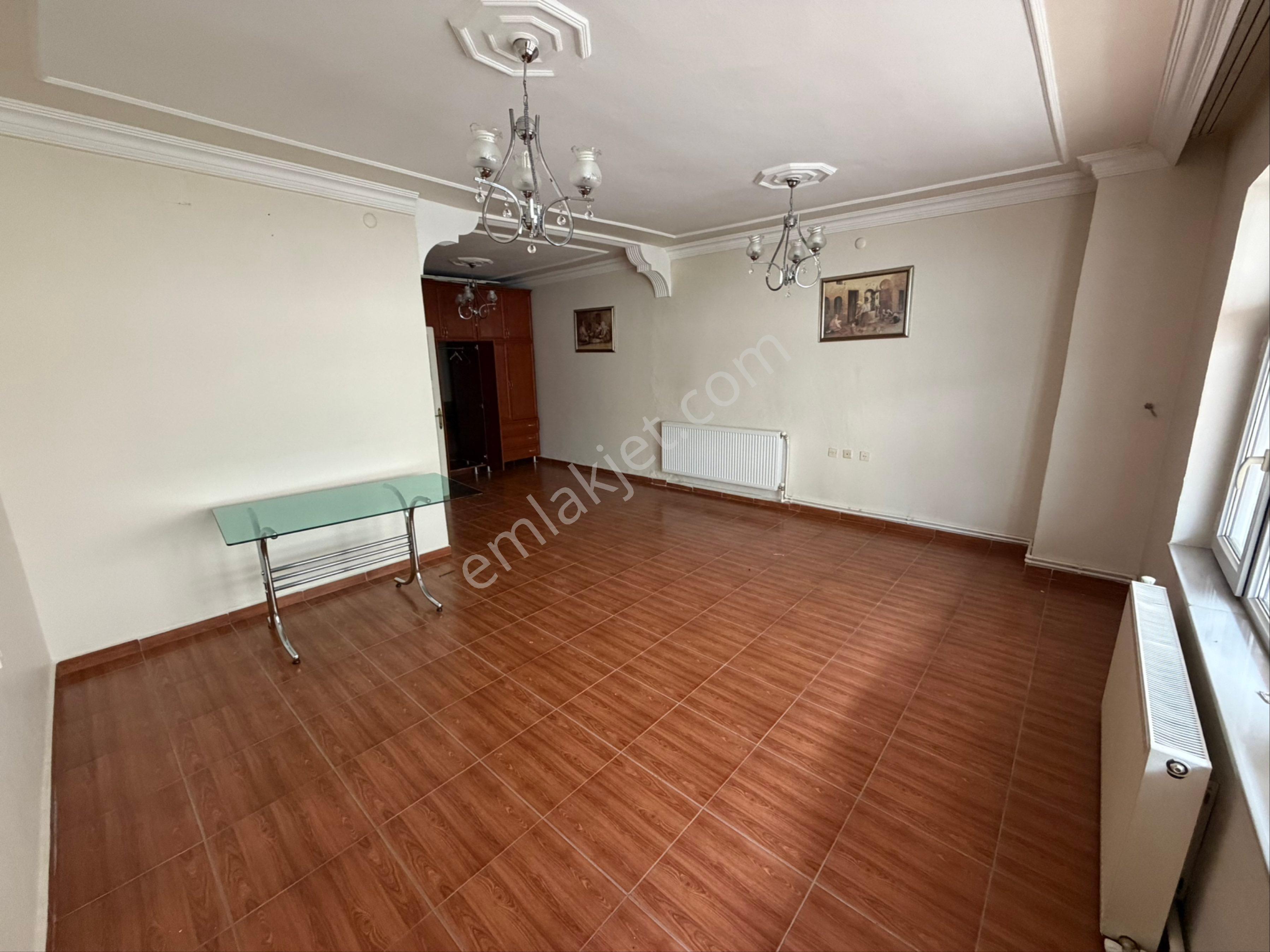 Şehir Merkezinde Park Hastanesi Civarında Kiralık 3+1 Son Kat Temiz Bakımlı Daire - Görsel 27