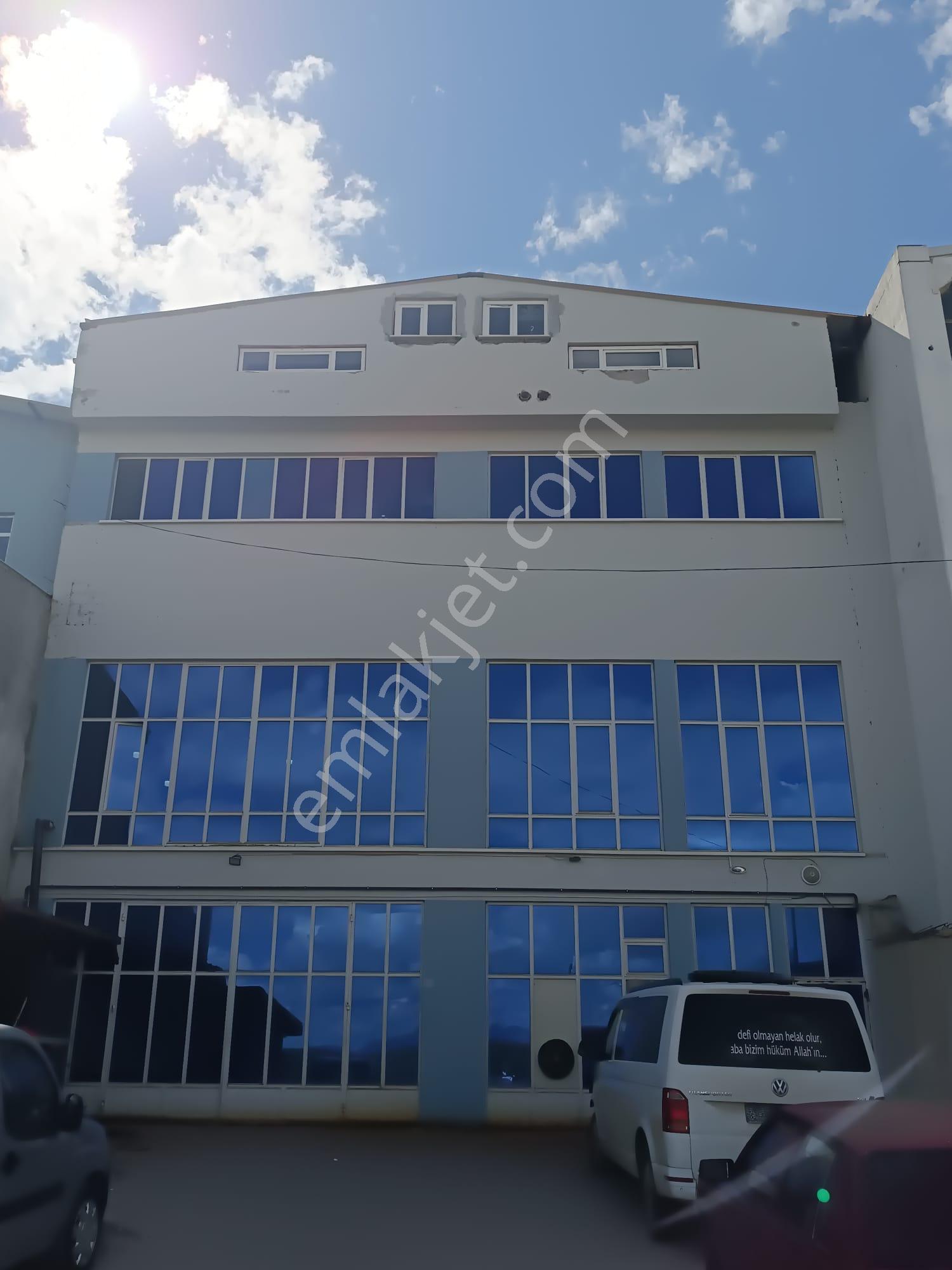 Savunma Sanayi Bölgesinde 4 Katlı Satılık Fırsat İşyeri