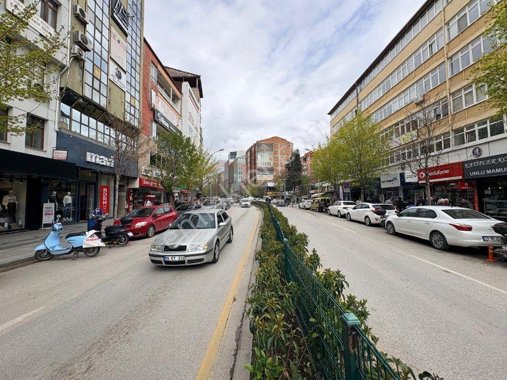 Güvenay - Çorum Gazi Caddesi Üzeri Kiralık 30 M2 Ofis - Görsel 2