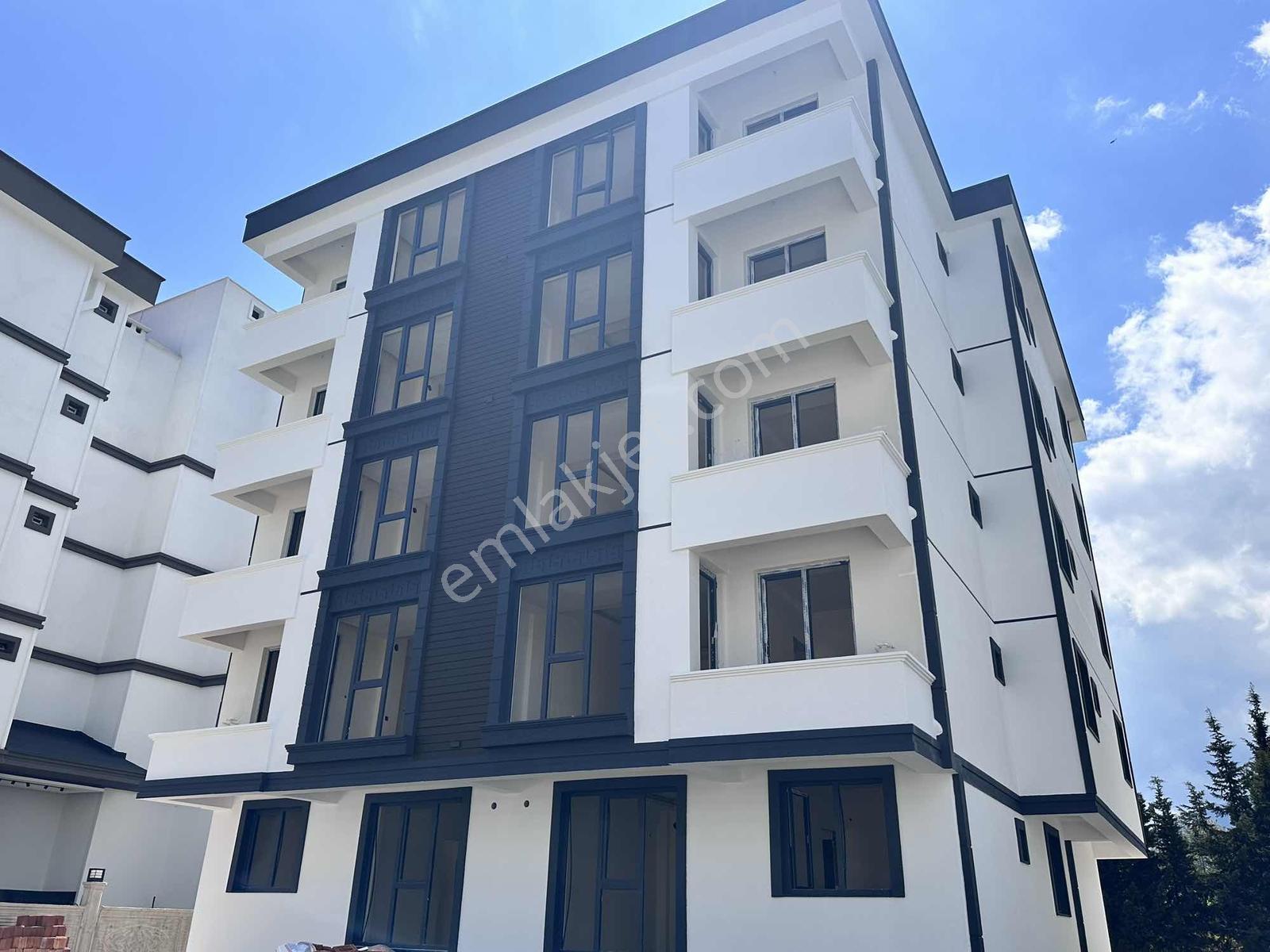 Remax Murat Kocaoğlundan Atakum 1+1 Deniz Manzaralı Lüks Daire - Görsel 12