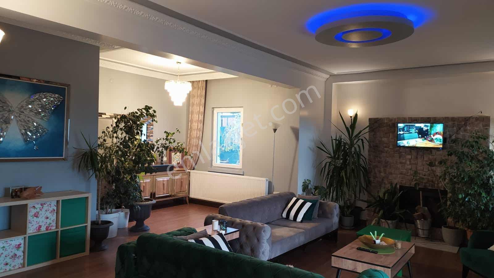 Silivri Ortaköyde Havuzlu Tam Müstakil Acil Satılık Villa - Görsel 16