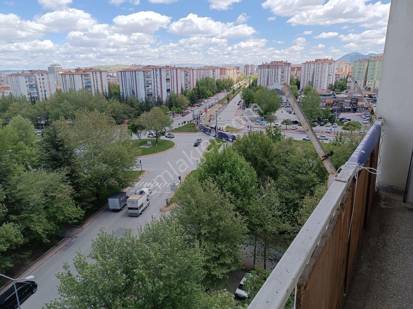 Pratik Den// Kürsü Tramvay Durağı Dibinde Kiralık Daire - Görsel 10