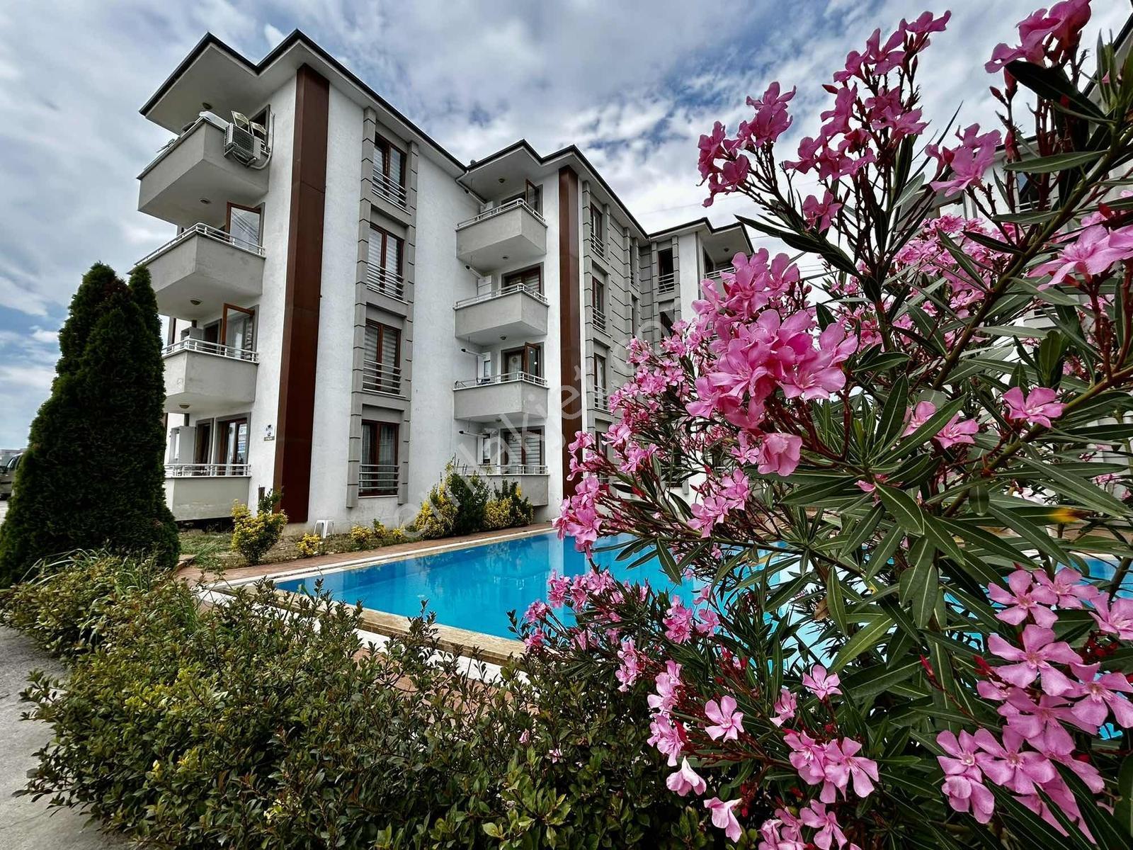 Site İçerisinde, Havuzlu, Eşyasız ,2+1 Daire - Görsel 4