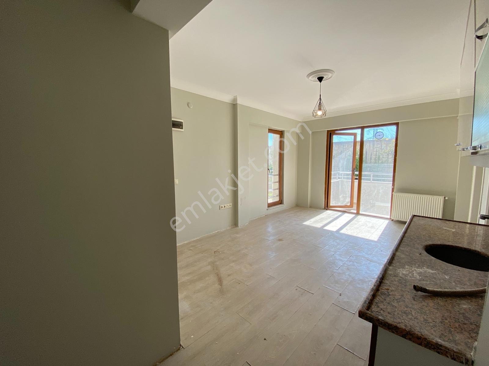 Site İçerisinde, Havuzlu, Eşyasız ,2+1 Daire - Görsel 15