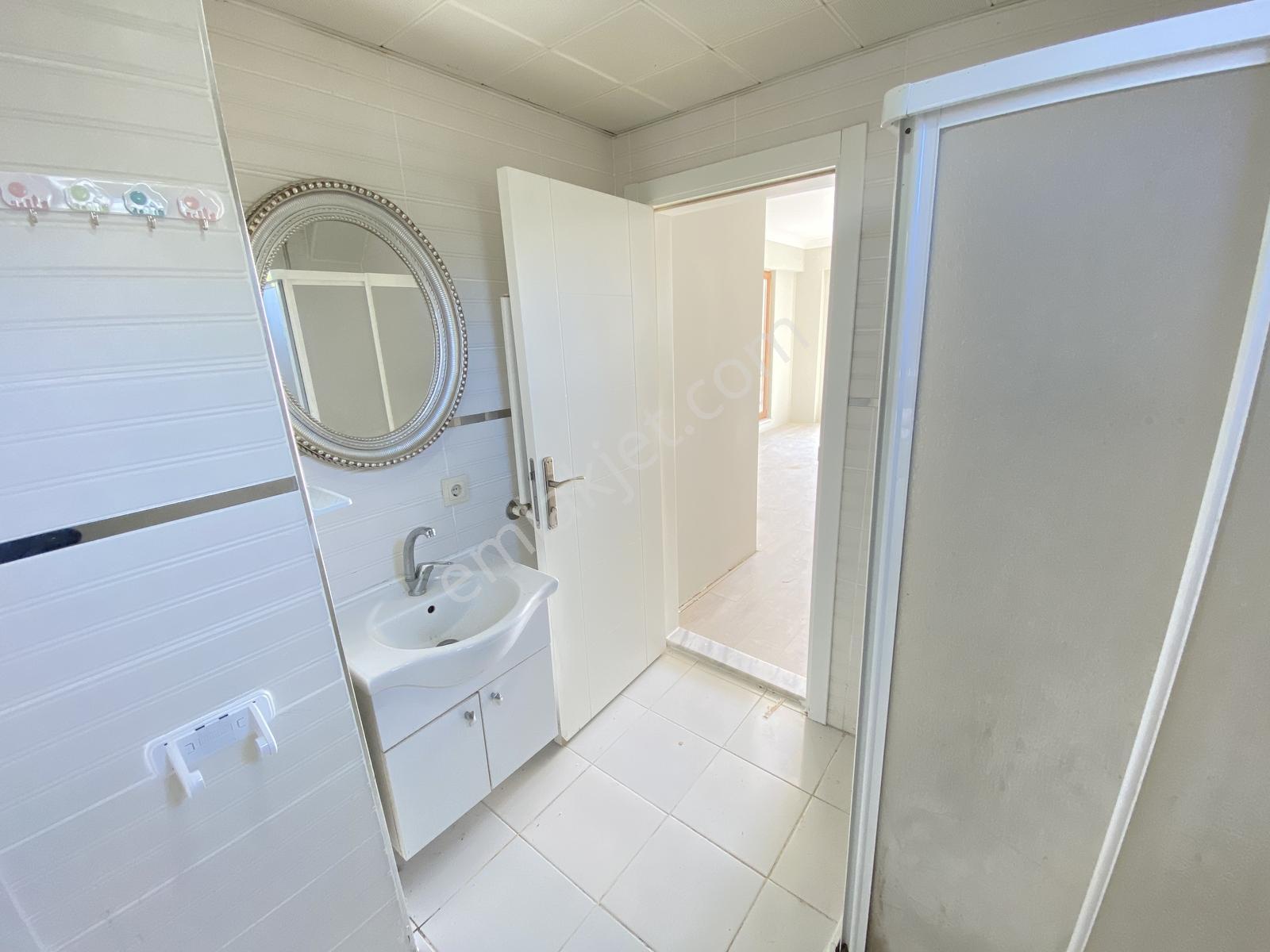 Site İçerisinde, Havuzlu, Eşyasız ,2+1 Daire - Görsel 17