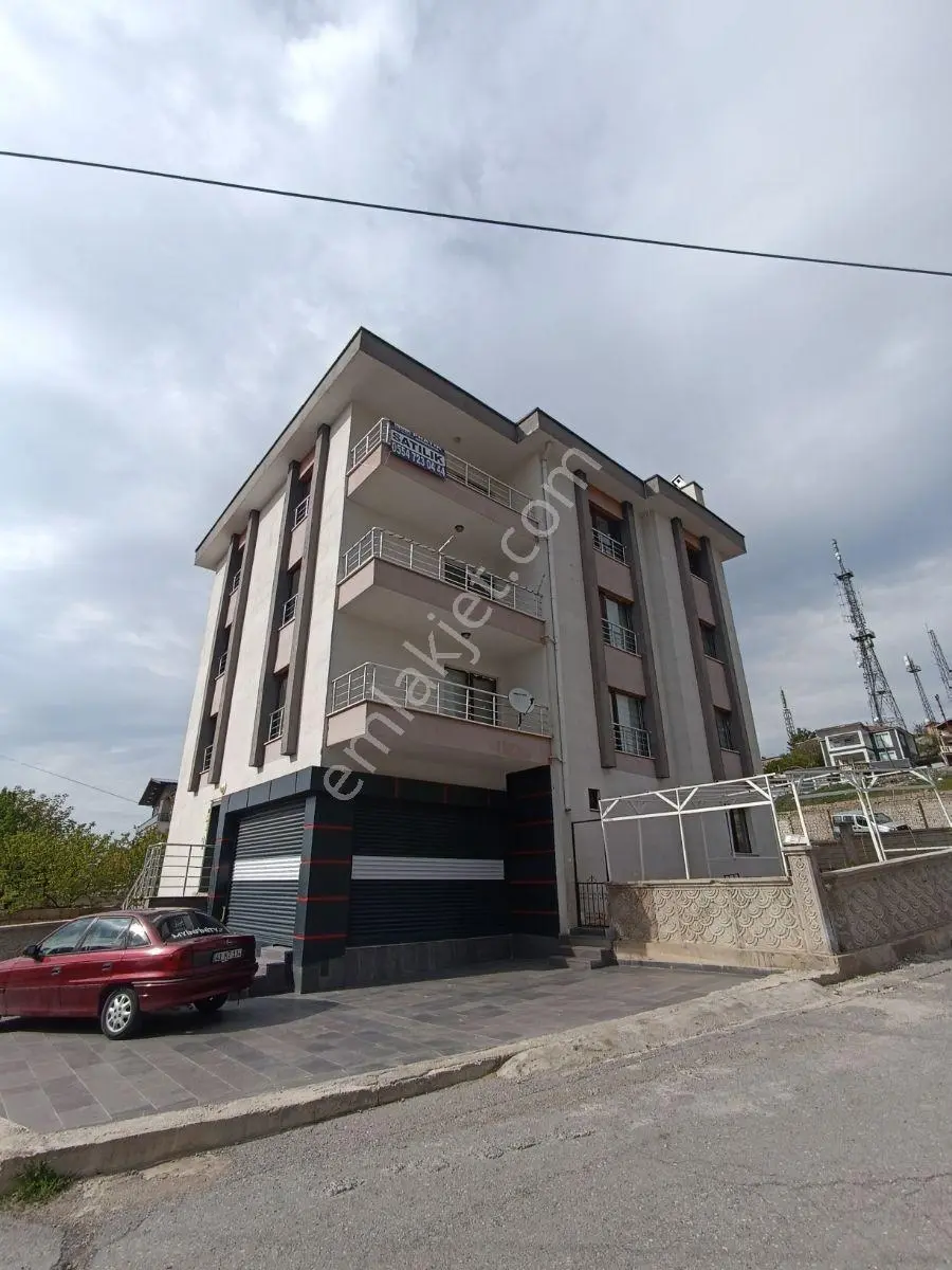 Kombili Almancı Dairesi Mimarsinan Da Manzaralı 200 M2