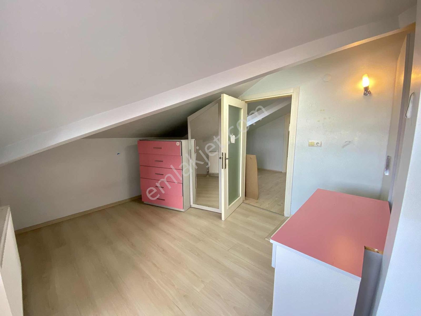 4+1 | 185 M² | Dubleks Daire | Serdivan Belediyesi'ne 600 M. - Görsel 2