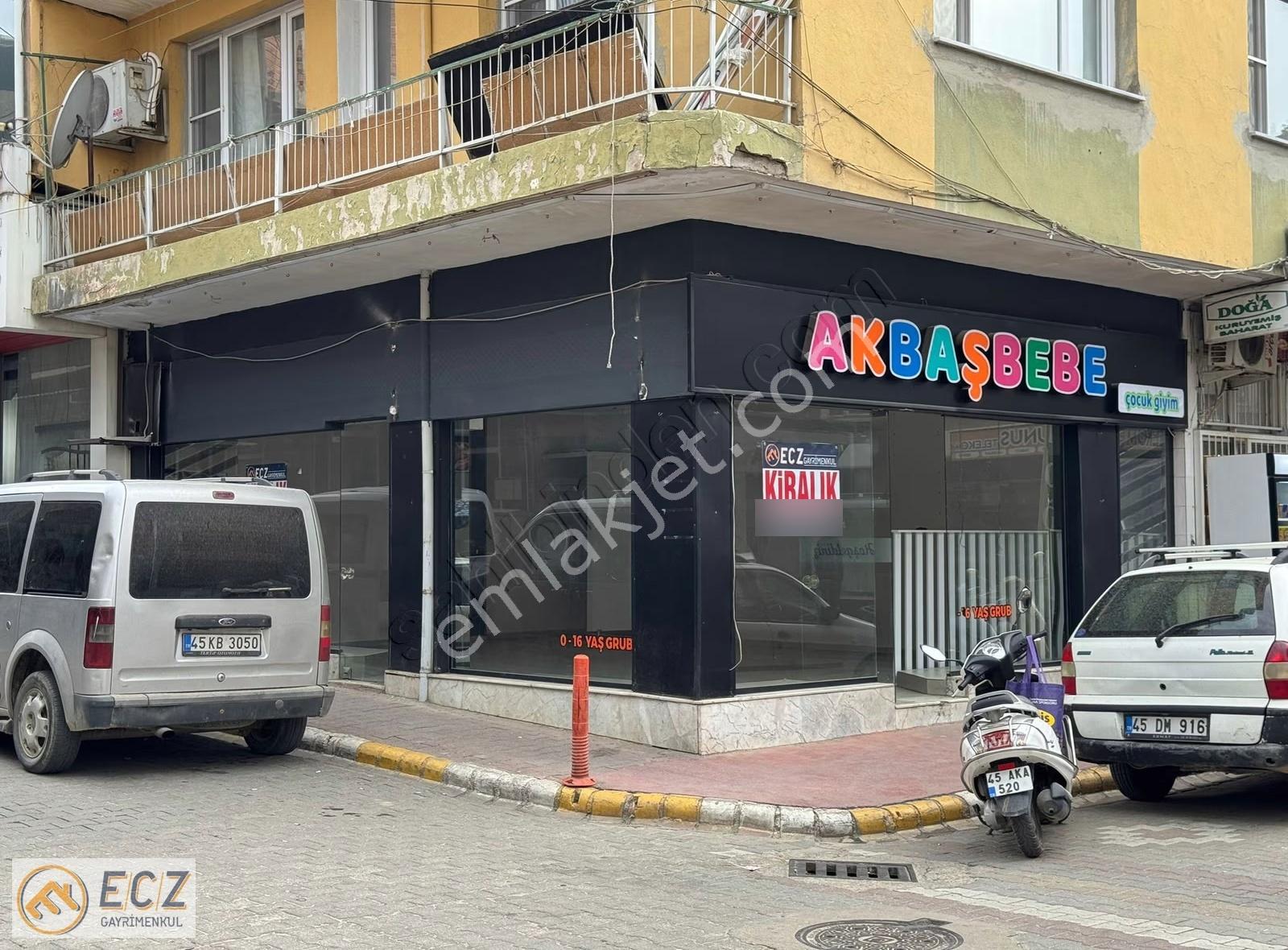 Ecz Gayrimenkul Den Kiralık Çarşının En Yoğun Bölgesi Dükkan - Görsel 2