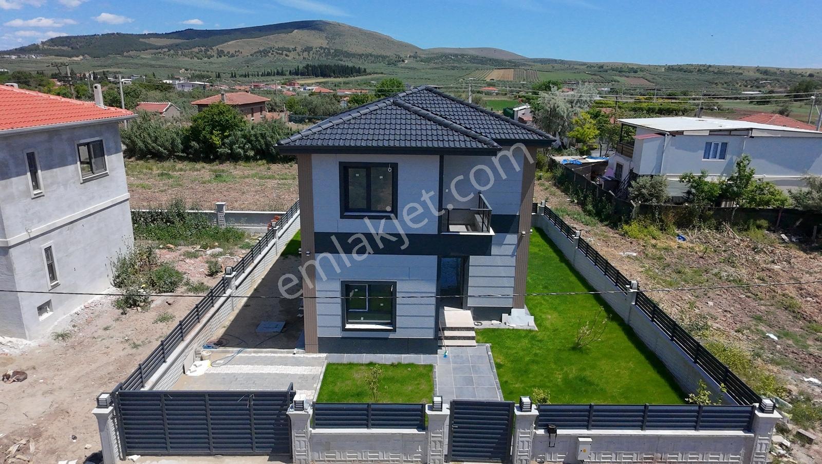 Kayalıoğlu Sosyal Tesisler Mevkii Sıfır 133 M2 3+1 Dubleks Villa - Görsel 12