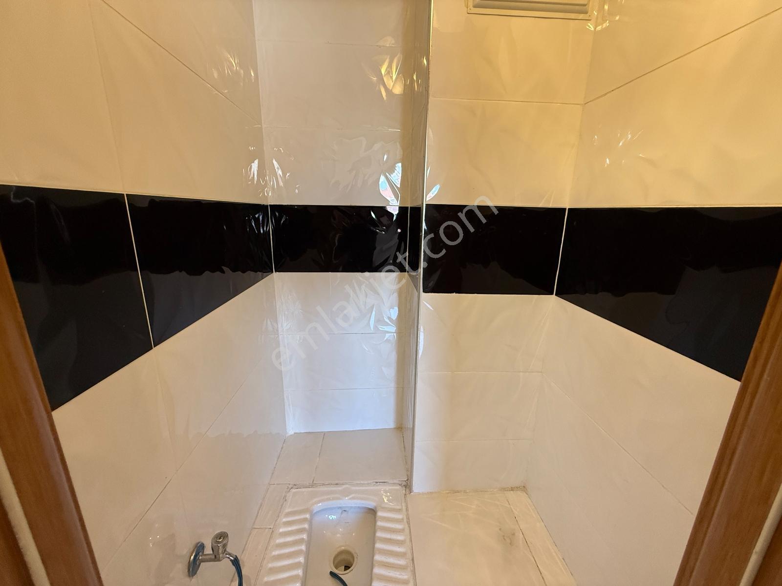 Mehterçeşme Mah'de V.i.p 2+1 Metrobüse Yakın Arakat Yeni Daire - Görsel 19