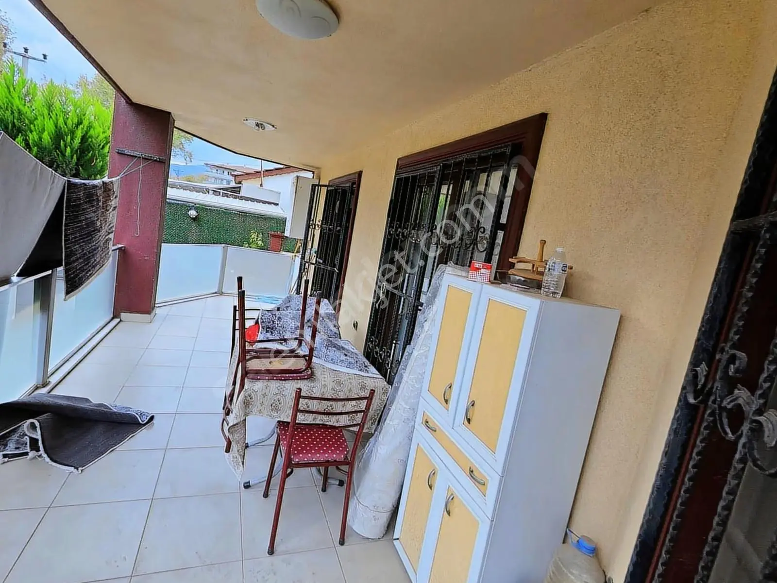 Termal Yolu Üzerinde Ferah Oturum İçin Mükemmel Satılık Villa - Görsel 3