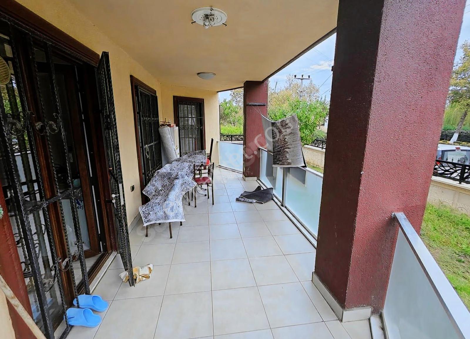 Termal Yolu Üzerinde Ferah Oturum İçin Mükemmel Satılık Villa - Görsel 2
