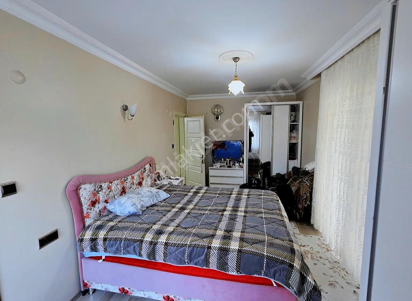 Termal Yolu Üzerinde Ferah Oturum İçin Mükemmel Satılık Villa - Görsel 9