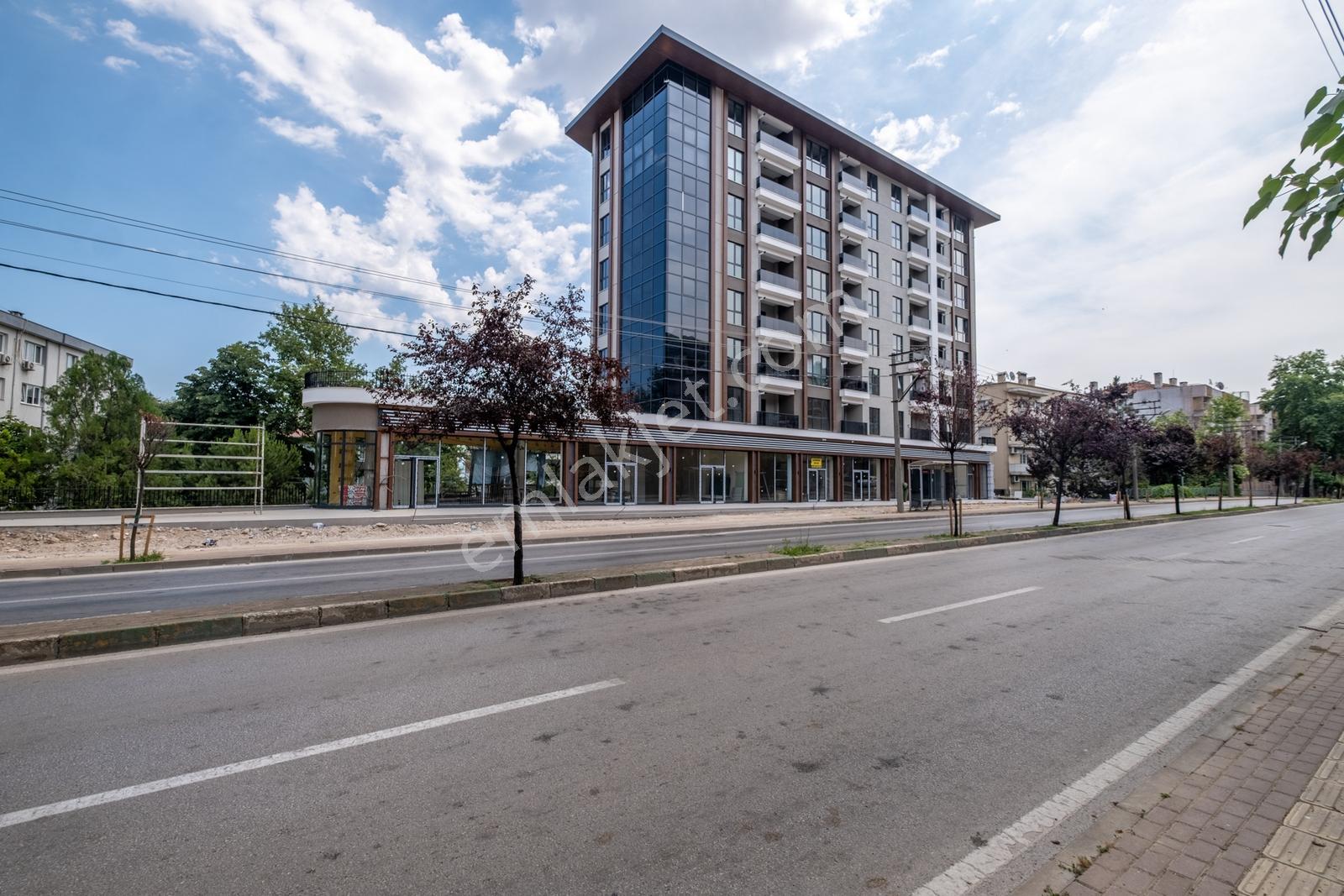 Remax Area Dan Cadde Üzerinde Satılık Ara Kat Sıfır 3+1 Daire - Görsel 34