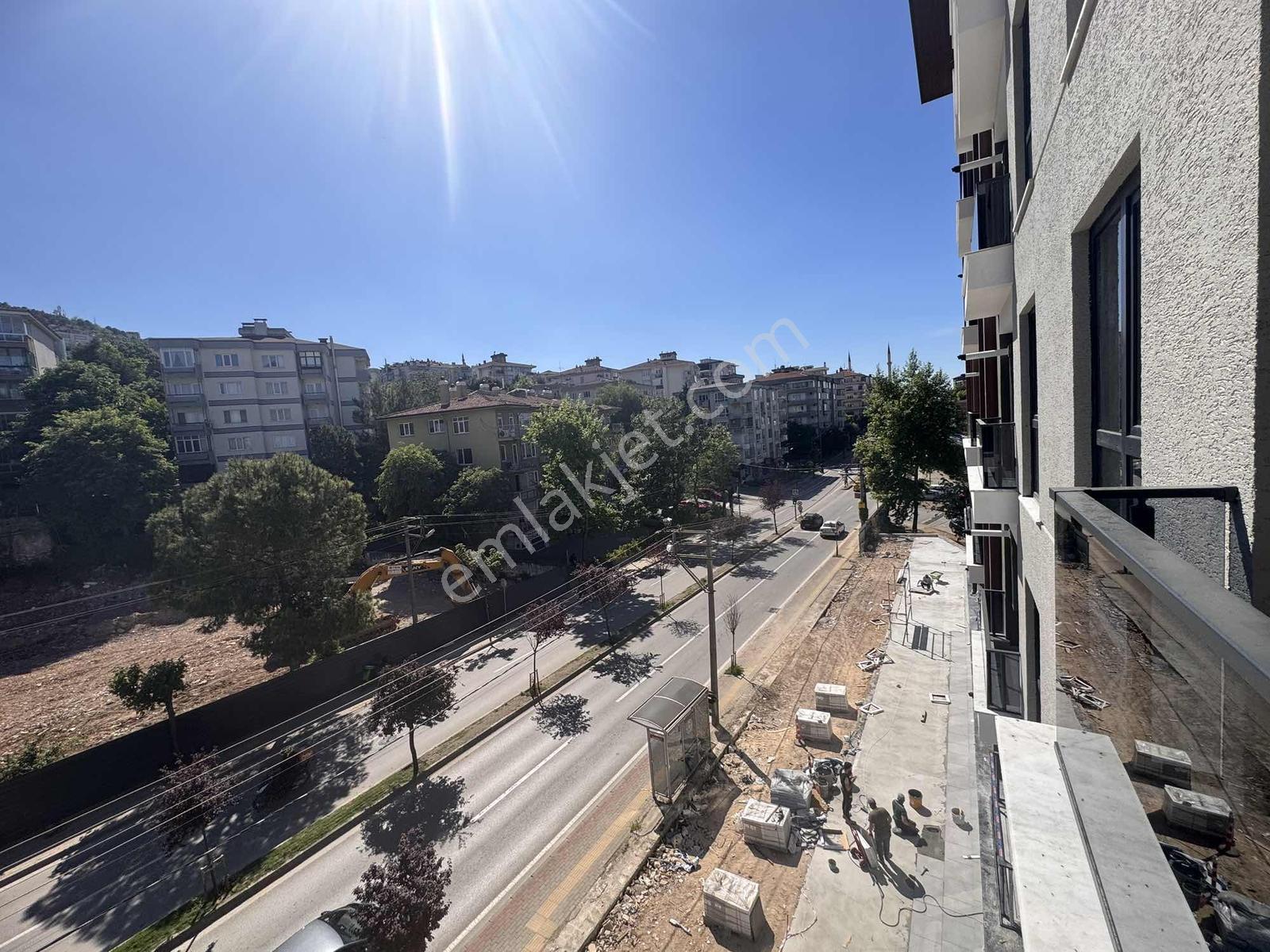 Remax Area Dan Cadde Üzerinde Satılık Ara Kat Sıfır 3+1 Daire - Görsel 21