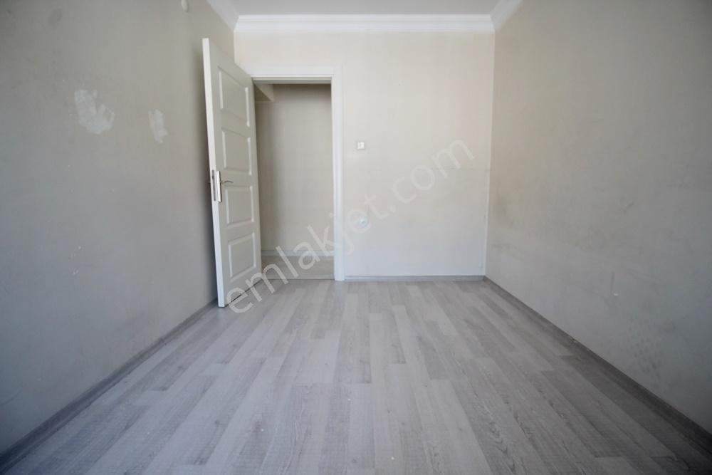 Merkezi Konumda Kapalı Otoparklı 150m2 Geniş 3+1 Aileye Uygun - Görsel 19