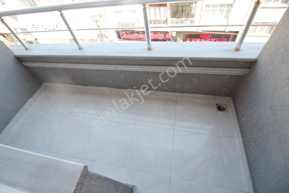 Merkezi Konumda Kapalı Otoparklı 150m2 Geniş 3+1 Aileye Uygun - Görsel 10